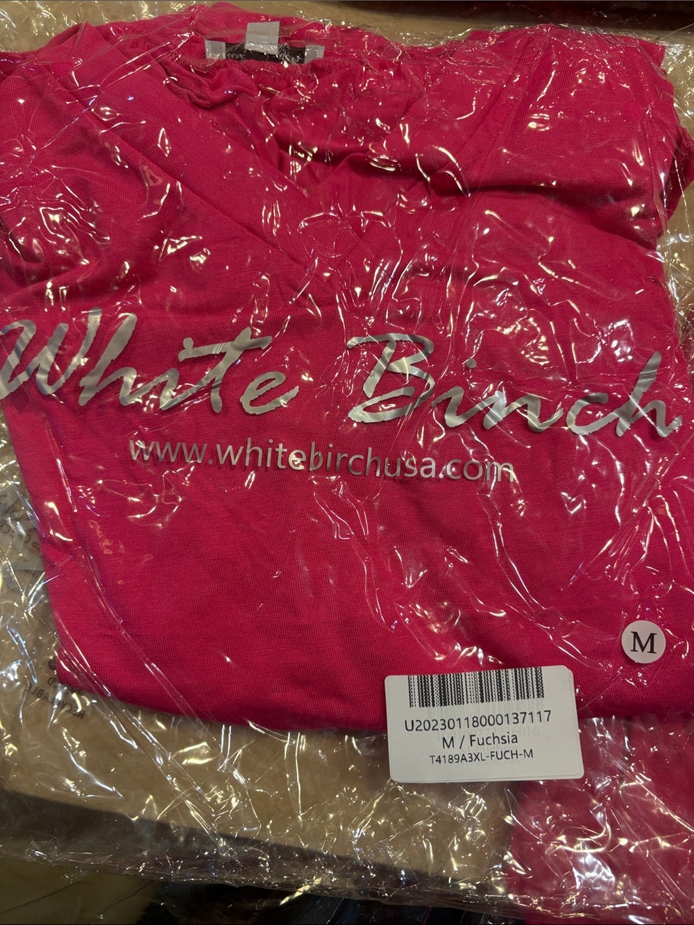 Women’s Pink V-Neck Short Sleeve Top - Picture 6 of 6